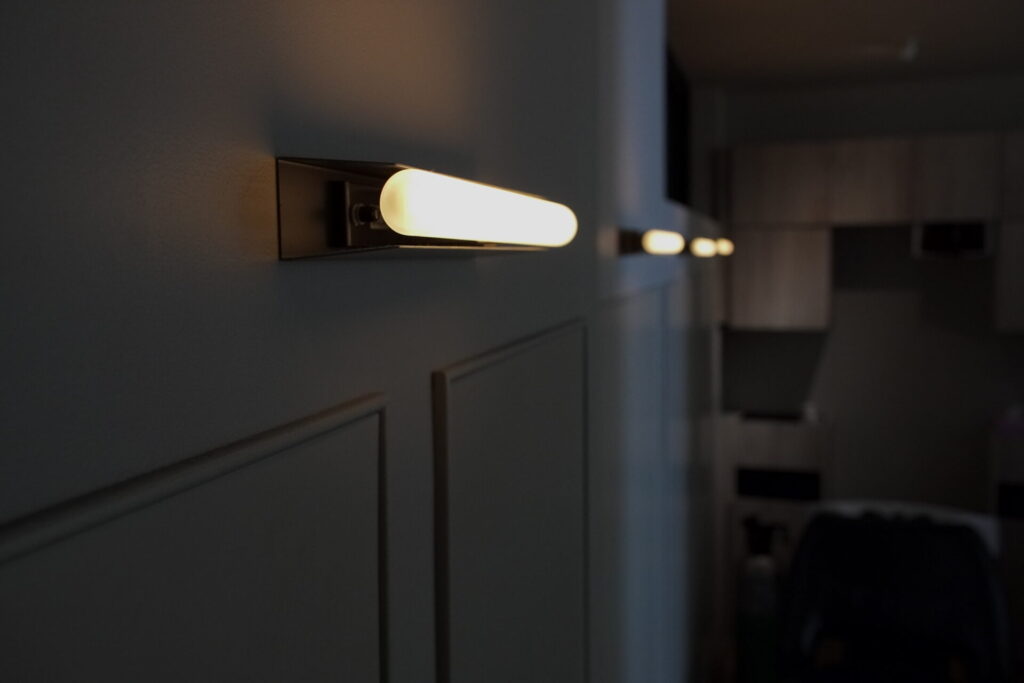 白髪ケア福岡が利用しているシェアサロンのGO TODAY SHAiRE SALON福岡天神店のシャンプーブースの照明