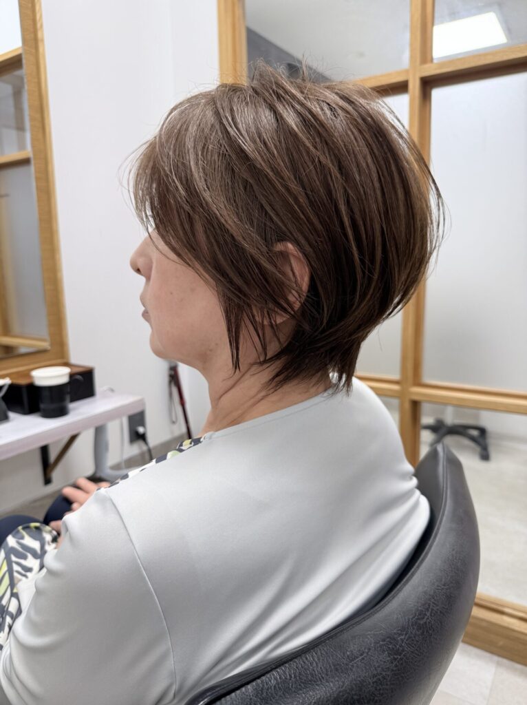白髪ぼかし大人ショート