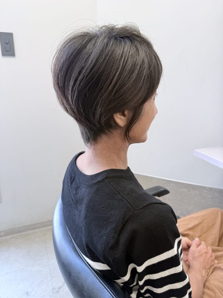 柔らかい雰囲気の大人ショート
