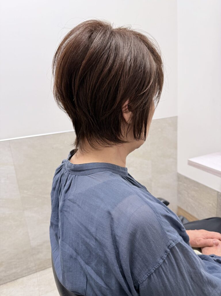 襟足のクセでショートを断られていた方を大人ショートにスッキリカットアフター写真